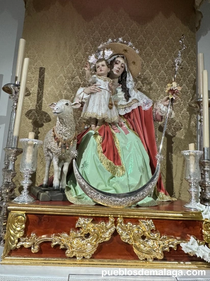 Virgen Divina Pastora en la Iglesia de San Pedro de Cártama